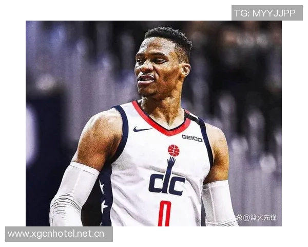 威少生涯第204次三双创佳绩360万无保障底薪下场均1575三分命中率达432